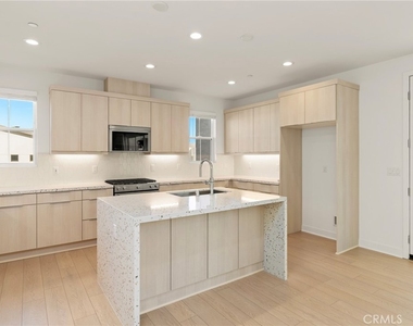 75162 Aldrich Drive - Photo Thumbnail 4