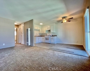 815 N Rose - Photo Thumbnail 8