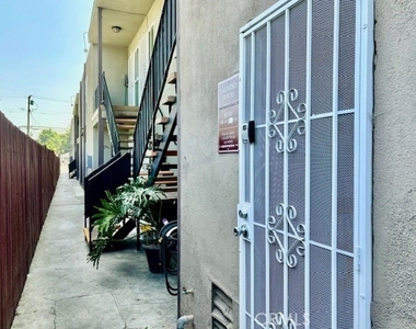 815 N Rose - Photo Thumbnail 25