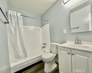 815 N Rose - Photo Thumbnail 19
