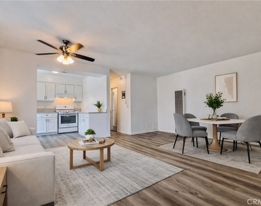 815 N Rose - Photo Thumbnail 1