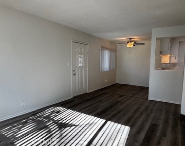 12437 Harris - Photo Thumbnail 15