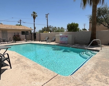73740 Santa Rosa Way - Photo Thumbnail 4