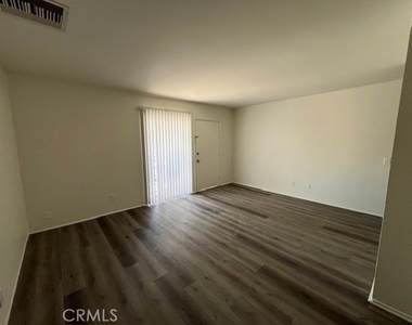 73740 Santa Rosa Way - Photo Thumbnail 6