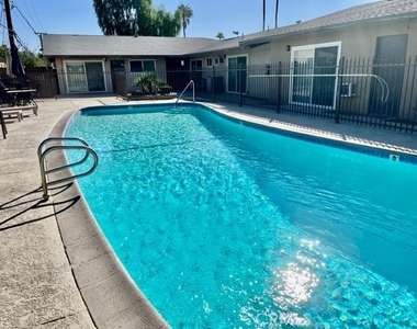 685 E Vista Chino - Photo Thumbnail 9