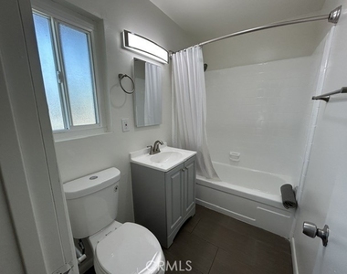 685 E Vista Chino - Photo Thumbnail 19