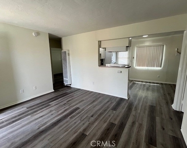 45521 Sunset Lane - Photo Thumbnail 12