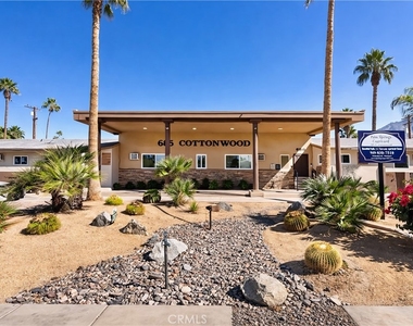 686 E Cottonwood Road - Photo Thumbnail 1