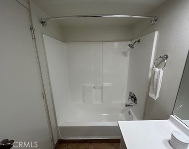 51020 Eisenhower - Photo Thumbnail 13