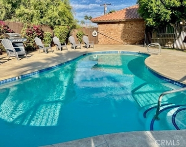 79400 Avenue 42 - Photo Thumbnail 2