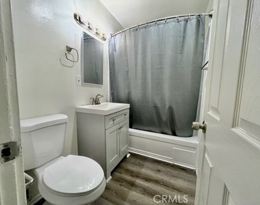685 E Vista Chino - Photo Thumbnail 21