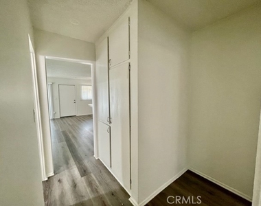 685 E Vista Chino - Photo Thumbnail 20