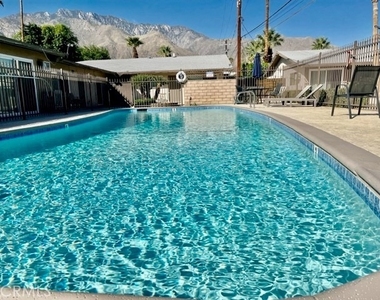 686 E Cottonwood - Photo Thumbnail 1