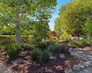 233 Wixon Avenue - Photo Thumbnail 33