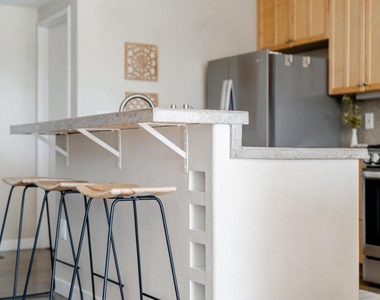 233 Wixon Avenue - Photo Thumbnail 13