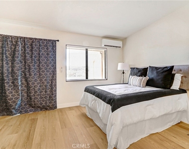 1706 Sessums Drive - Photo Thumbnail 5