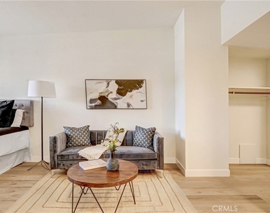 1706 Sessums Drive - Photo Thumbnail 6