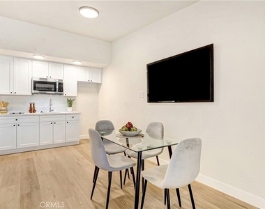1706 Sessums Drive - Photo Thumbnail 3