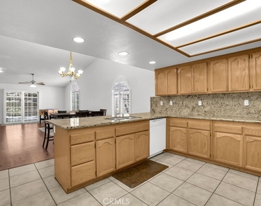 17885 Vista Point - Photo Thumbnail 7