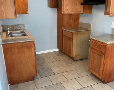 170 E Olive - Photo Thumbnail 3