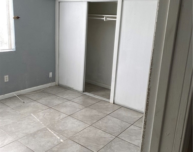 170 E Olive - Photo Thumbnail 1