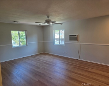 3255 Henrietta - Photo Thumbnail 41