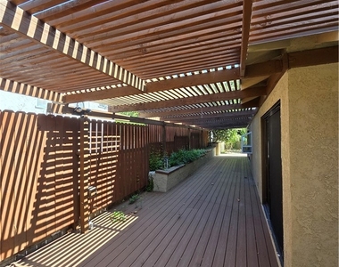 3255 Henrietta - Photo Thumbnail 27