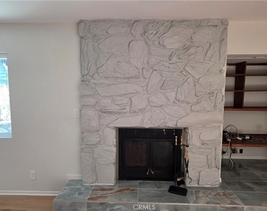3255 Henrietta - Photo Thumbnail 11