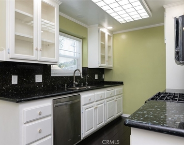 2909 Canada Boulevard - Photo Thumbnail 10