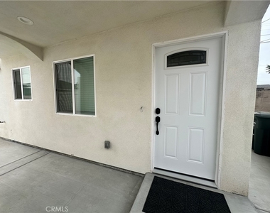 1318 W 131st - Photo Thumbnail 3