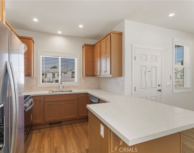 3030 Oceanside Boulevard - Photo Thumbnail 11
