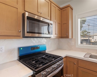 3030 Oceanside Boulevard - Photo Thumbnail 14