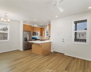 3030 Oceanside Boulevard - Photo Thumbnail 6