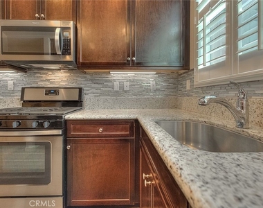 8872 Maple - Photo Thumbnail 12