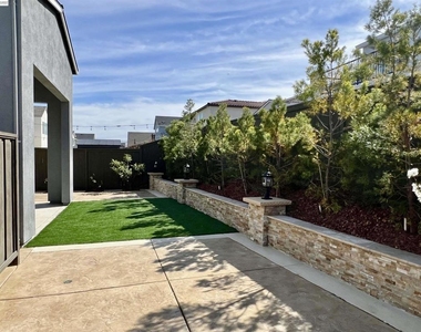 3010 Rio Grande Dr - Photo Thumbnail 29