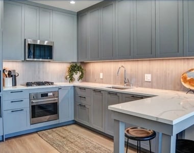 5768 W 3rd Street - Photo Thumbnail 3