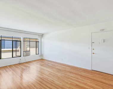1058 Wooster - Photo Thumbnail 7