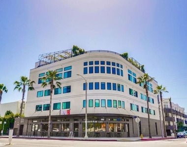 105 S Fairfax Avenue - Photo Thumbnail 1