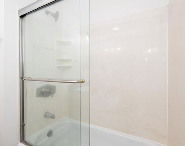 10982 Roebling Avenue - Photo Thumbnail 9