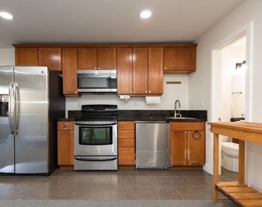 10982 Roebling Avenue - Photo Thumbnail 6