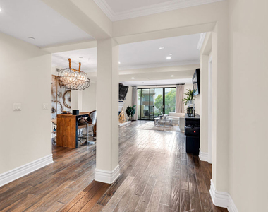 1530 Camden Avenue - Photo Thumbnail 7