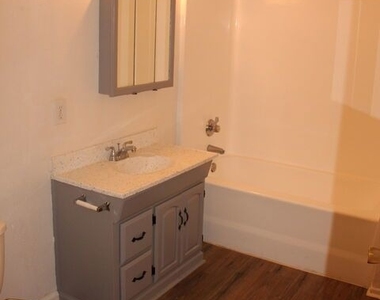 12100 Birch Avenue - Photo Thumbnail 5