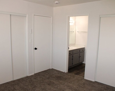16515 S New Hampshire Avenue - Photo Thumbnail 11