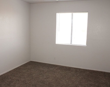 16515 S New Hampshire Avenue - Photo Thumbnail 13