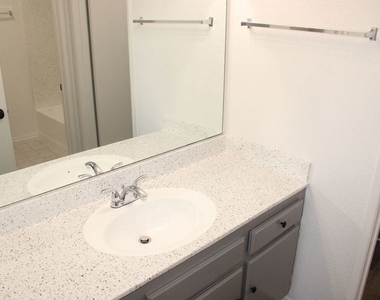 16515 S New Hampshire Avenue - Photo Thumbnail 14