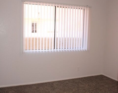 16515 S New Hampshire Avenue - Photo Thumbnail 16