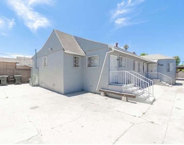 12015 S Willowbrook Avenue - Photo Thumbnail 3
