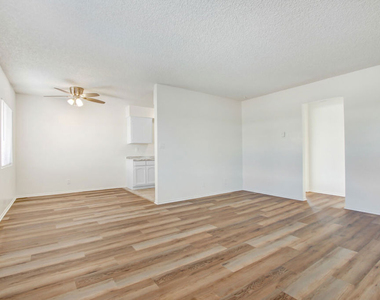 14108 Doty Avenue - Photo Thumbnail 1