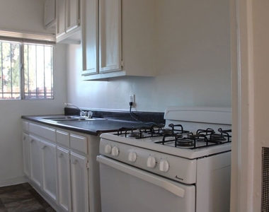 6340 10th Avenue - Photo Thumbnail 12