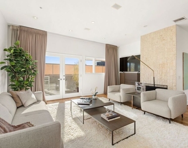 1145 Horn Avenue - Photo Thumbnail 7